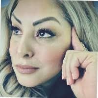 Stephanie Mier's Instagram, Twitter & Facebook