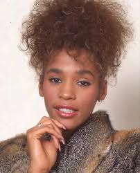 Anno 1985 Foto Vintage Whitney Houston 11 anni Senza di te ,In un periodo  in cui le emozioni si ricercano nei cantanti del passato più che in quelli  moderni ,lei con la