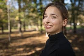 Nicole Feuer's Instagram, Twitter & Facebook