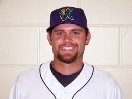 Kernels rally late to give Senator Robinson a victory