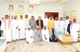 قصيدة في مزاين الظفرة بعد فوز راشد بن محمد الراشدي بشوط بينونة جمل للمحليات الاصايل للمره. Alfajr News