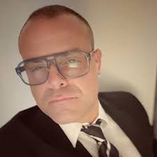 Finished the blue version of my pattern Stetson Cross plus posted a  tutorial