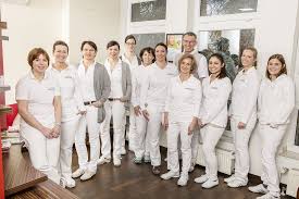 Frauenarztlichen Gemeinschaftspraxis Im Klemensviertel In Dusseldorf Kaiserswerth Portraitfotografie Produktfotografie Profilbilder