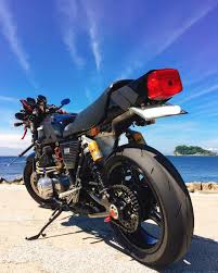 joeはinstagramを利用しています 三浦半島ツーリング 何時も見る相模湾のお隣東京湾穏やかな海は何処も良いな 沖に出て釣りしたいー 125のお猿さん 落書きが猿の顔以外に見える人は要注意です 笑 z400fx z550fx ka bike kawasaki motorcycle