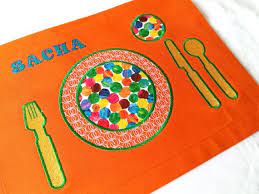 personalized placemat children s placemat par viktoriyadesvarreux set de table personnalise sets de table set de table