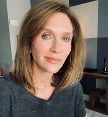 Eileen Berry, Notary