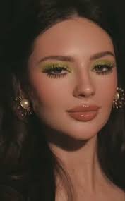 84 Makeup ideas in 2025