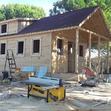 Her mevsim kullanabileceğiniz ahşap ev modelleri, sizler için doğal ve pratik bir yaşam alanı olarak tasarlandı. Agac Evi Ustasi Profesyonel Ahsap Evler