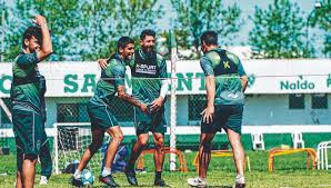 Jan 04, 2021 · rosario fútbol visitó el club el torito y habló con su presidente y colaboradores. Sarmiento Francisco Oliver Seria Titular Ante Rosario Central Diario Democracia