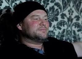 NEW SINGLE : OWEN RIVERA SHARES HIS NEW CHRISTMAS SONG 'I FALL IN LOVE WITH  CHRISTMAS'