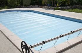 La Bache A Bulles Pour Piscine A Quoi Ca Sert Comment Choisir