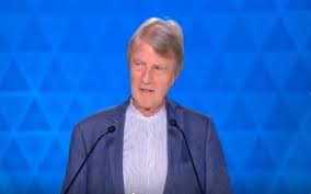 De sa seconde union avec christine ockrent, journaliste, est né alexandre en 1986. Bernard Kouchner I M With Maryam Rajavi For The New Battle Iran Freedom