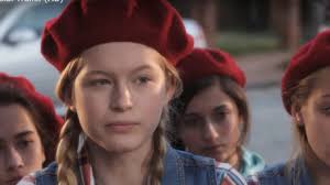 Zero to Melissa McCarthy: Local actress says passion for music helps her  perform