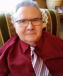 Raymond Hetzel's Instagram, Twitter & Facebook