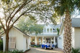 Wrap around porches come in a variety of styles. 45 Charming Front Porch Ideas Porch Design And Decorating Tips