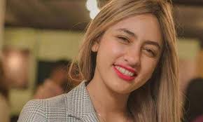 تحريات النيابة تكشف مفاجأة جديدة في قضية مودة الأدهم شريكة فنانة شهيرة تعرف عليها