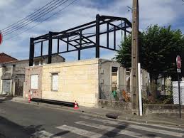 Maison Des Charmilles Surelevation Metallique D Une Maison En Pierre Ossature Acier Apparente Bardage Acier Sur Maison En Pierre Architecte Dplg Architecte