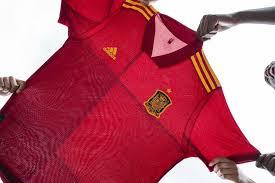 Nouveau maillot uefa euro 2021, modèle adulte. Les Maillots De L Espagne Pour L Euro 2020 Presentes Par Adidas