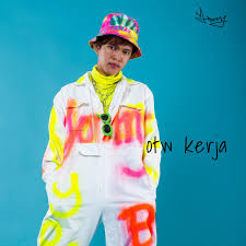 It's a new band that comprise of black&white, string&frets,. Kelabu Song By Azlan The Typewriter Yonnyboii Spotify