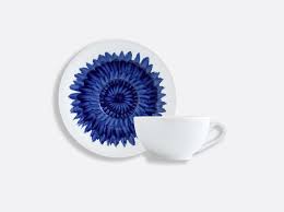 Acoome tea cup with saucer sets blue and white 6.8oz(200ml) vintage bone china peony flower tea cup. Large Cups Porcelaine Bernardaud