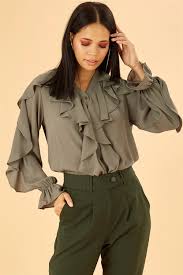 Yakasi Ve Kollari Firfirli Haki Yesili Kadin Gomlek