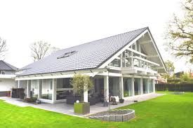 Huf haus art sonder flachdach. Modernes Fachwerkhaus Mit 5 Achsen Fachwerkhausexperte