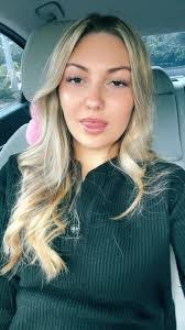 Summer Schwartz's Instagram, Twitter & Facebook