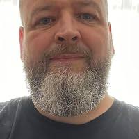 A Glimmer of Hope (The Avalon Chronicles, #1) by Steve McHugh