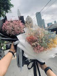 Meskipun bisa saja kita mengumpulkannya dalam satu ikatan bunga potong, tetapi bunga ini lebih sering digunakan sebagai. Ranteng On Twitter Perghh Baby Breath Ni Dah Nak Hampir Setahun Untung Siapa Yang Order Baby Breath Dgn Ranteng Time Fresh Lawa Time Kering Pun Lawa Takde La Nampak Layu Cinta