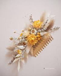 Victoria Sur Instagram Le Peigne D Elodie Atelierlonicera Madeinlyon Couronne De Fleurs Cheveux Bijou Fleur Accessoire Cheveux Mariage