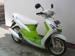 Pasti pemikiran kalian akan menganggap itu adalah motor yang biasa aja, motor harian emak emak buat pergi ke pasar, dsb. Modifikasi Mio Tahun 2012 Modif Motor Terbaru 2019