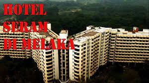 Lihat senarai 10 tempat menarik untuk dikunjungi di melaka dari masjid selat melaka ke sungai melaka. Hotel Seram Di Pantai Puteri Melaka Youtube