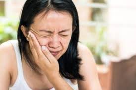 Ibuprofen (or aspirin) can both reduce painful tooth symptoms by reducing inflammation temporarily. 4 Different Types Of Tooth Pain And What They Mean Cimarron Family Dentistry