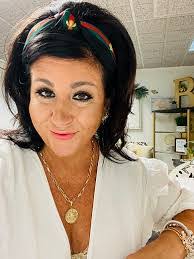 Heather Baxter's Instagram, Twitter & Facebook