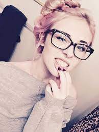 31 Septum Piercing Styles For Every Type Of Girl Care Facts Septum Piercing Piercings Hot Hair Styles
