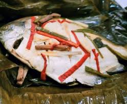 Titik serai dan masukkan ke dalam perut ikan. Enaknya Menu Bawal Putih Kukus Berpadu Sambal Thailand Yuk Kita Icip Portal Brebes