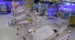 The new mom was shocked because she says she didn't feel the typical signs of pregnancy. Jwma0udqsecj M
