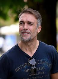 Gabriel batistuta was born on february 1, 1969 in reconquista, santa fe, argentina as gabriel omar batistuta. Pin On Gabriel Batistuta2