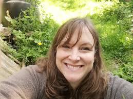 Sarah Burrows is fundraising for Earth Trust