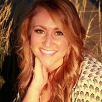 Eve Shafer's Instagram, Twitter & Facebook