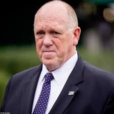 White House Border Czar Tom Homan warned protesters who want to go after  immigration officers. "You throw a stone, you're going to jail," Homan said  in an interview Sunday. https://bit.ly/3VIQNhG