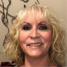 Ann Moyes's Instagram, Twitter & Facebook