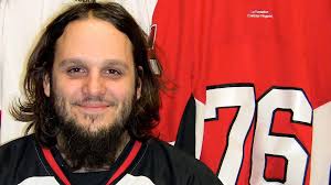 Mort de Karl Tremblay: le guitariste du groupe rend un nouvel hommage à son  ami