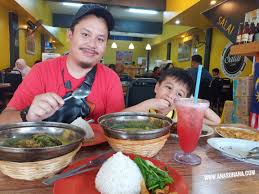 Mari nikmati pengalaman makan malam yang istimewa dengan hidangan dan servis yang terbaik. Lunch Di Warung Salai Tempat Makan Best Di Port Dickson Ana Suhana