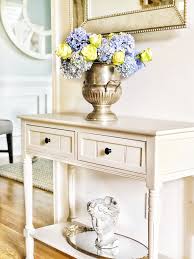 Simple Entryway Decor For Small Foyer Entryway Decor Vintage Trays Decor