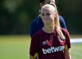 Chelsea, arsenal wsl games postponed due to heavy snow. West Ham United Women On Twitter Our Newest Signing Alisha Lehmann In Training