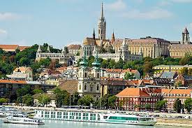 Έχει ως πρωτεύουσα τη βουδαπέστη, επίσημη γλώσσα τα ουγγρικά και ως νόμισμα το φόριντ. 14 Koryfaia Toyristika A3io8eata Sth Boydapesth 2021