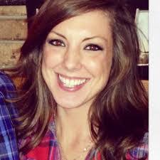 Kari Lacy's Instagram, Twitter & Facebook