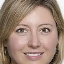 Sandra Aversa's Instagram, Twitter & Facebook