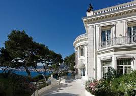 Villa caprice is 60 km from the international airport simferopol and 50 km from simferopol train station. Trianon Villa Caprice Des Dieux At Cap Martin Mediterran Hauser Nizza Von Paghera Green Service S R L Houzz